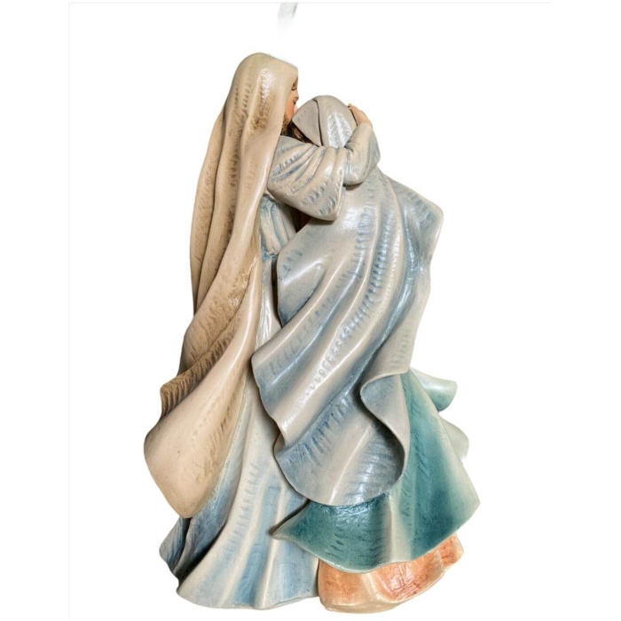 holy family 16" stylish